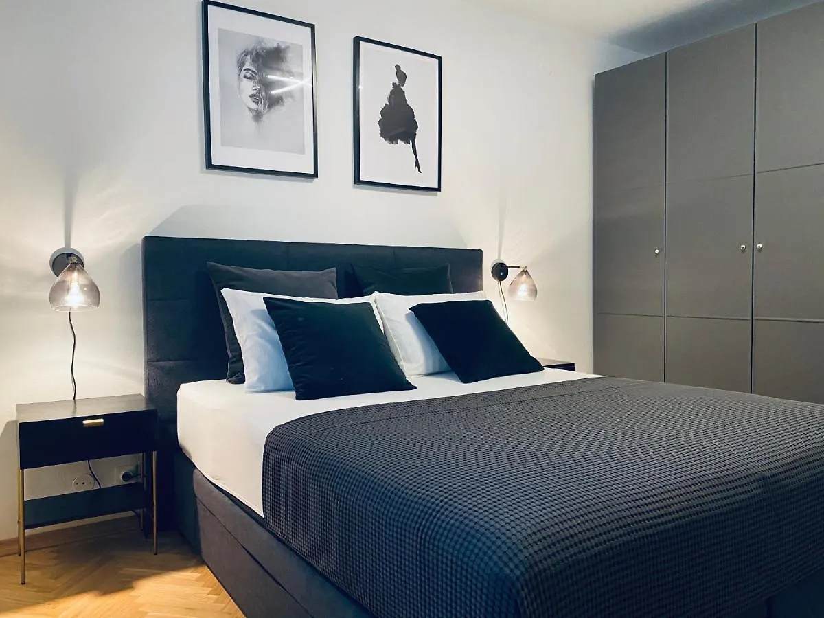 Cirjak Apartments 比奥格勒·纳·莫鲁