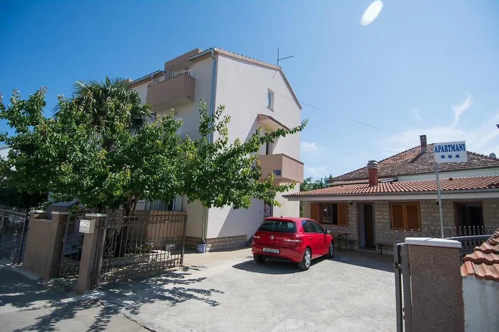 Cirjak Apartments 比奥格勒·纳·莫鲁