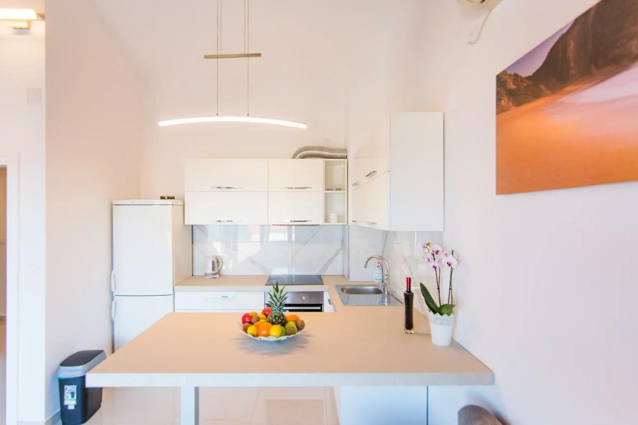 Cirjak Apartments 比奥格勒·纳·莫鲁